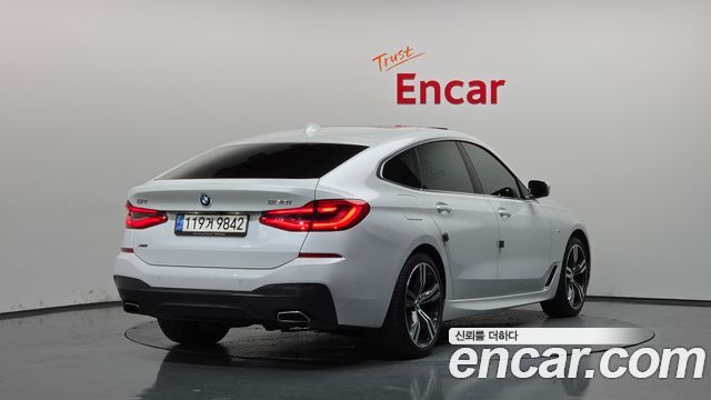 BMW Gran Turismo 2021 — photo 2