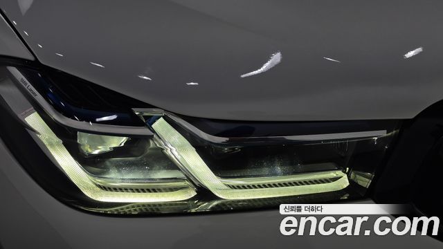 BMW Gran Turismo 2021 — photo 8