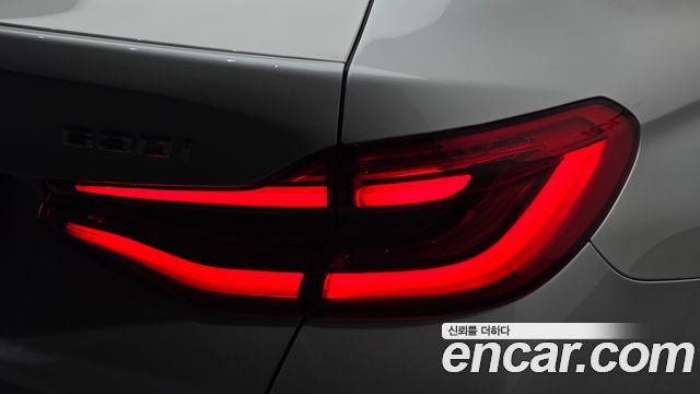 BMW Gran Turismo 2021 — photo 9