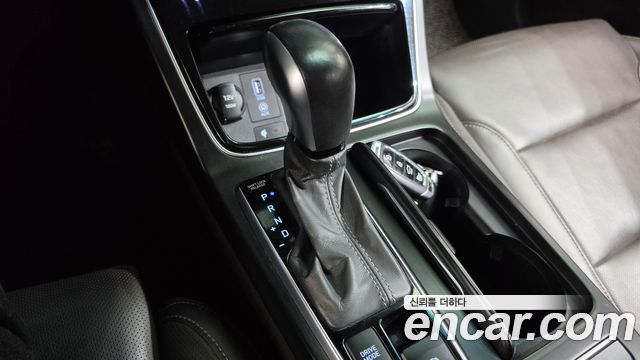 Hyundai Grandeur 2018 — photo 12