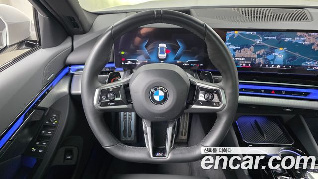 BMW 5-Series 2024 — photo 20