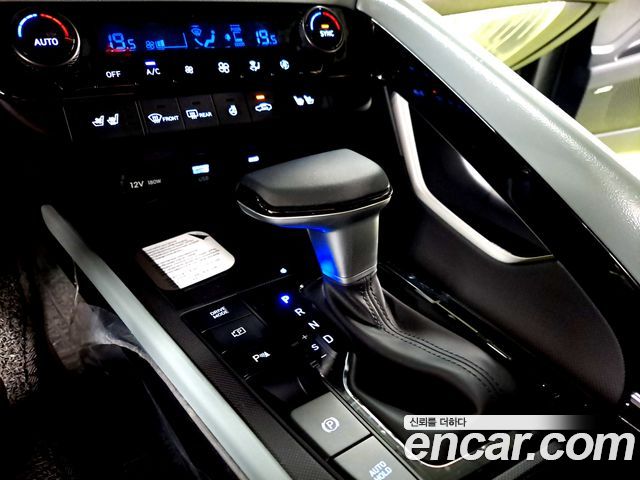 Hyundai AVANTE 2026 — photo 9