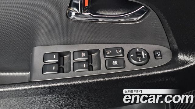 Kia Sportage 2013 — photo 12