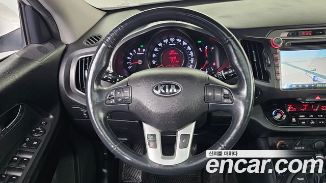 Kia Sportage 2013 — photo 15