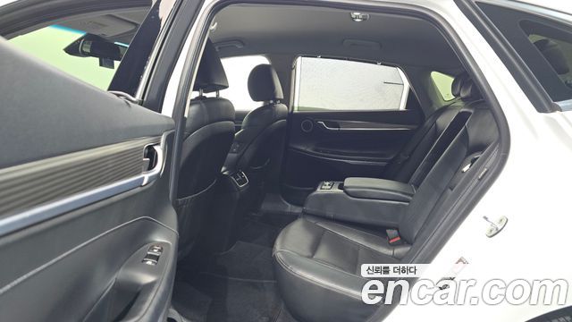 Hyundai Grandeur 2018 — photo 18