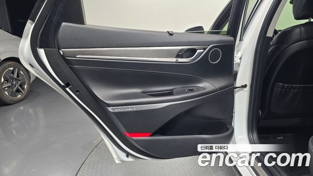 Hyundai Grandeur 2018 — photo 15