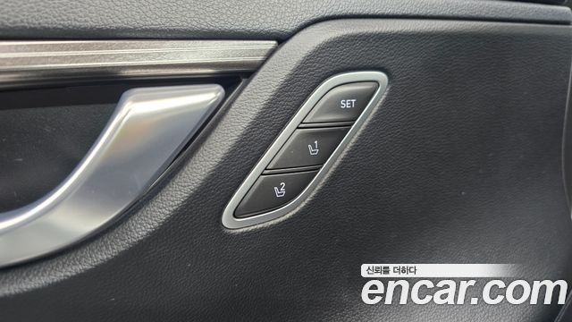 Hyundai Grandeur 2018 — photo 28
