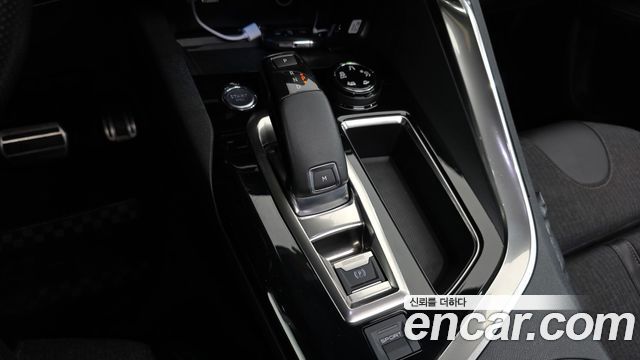 Peugeot 3008 2019 — photo 9