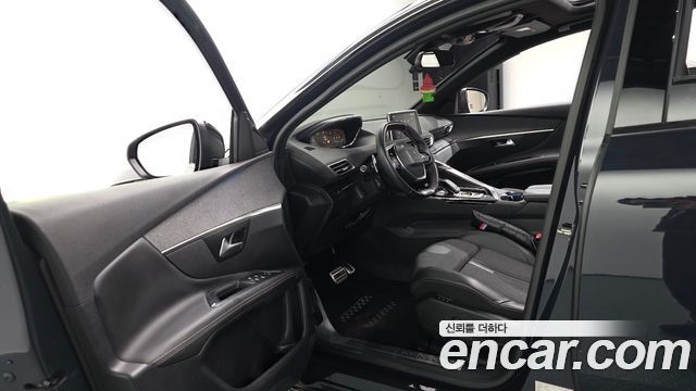 Peugeot 3008 2019 — photo 10