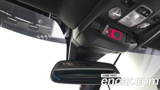 Peugeot 3008 2019 — photo 19