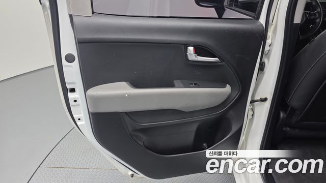 Kia RAY 2023 — photo 15