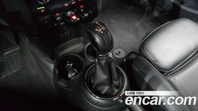Mini Cooper 2015 — photo 9