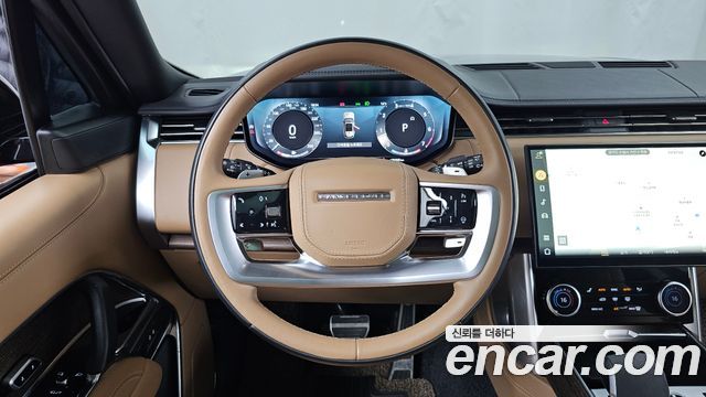 Land Rover Range Rover 2023 — photo 19