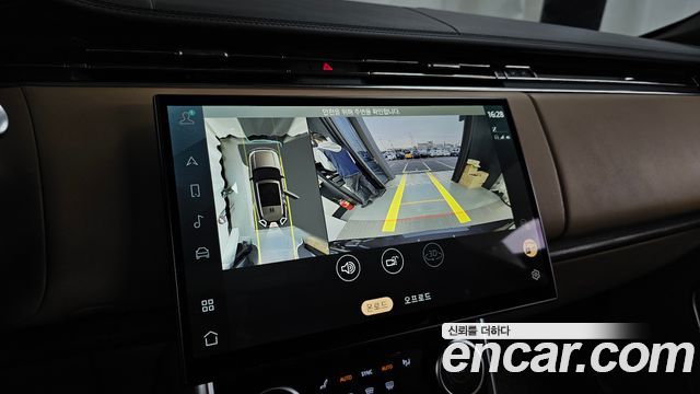 Land Rover Range Rover 2023 — photo 22