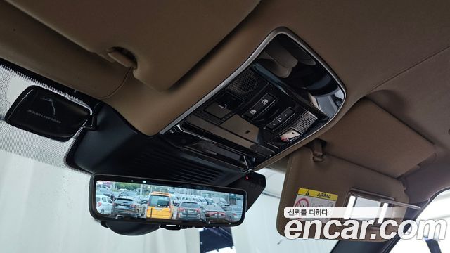 Land Rover Range Rover 2023 — photo 31
