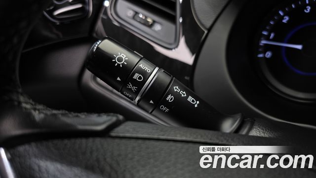 Hyundai Grandeur 2017 — photo 22