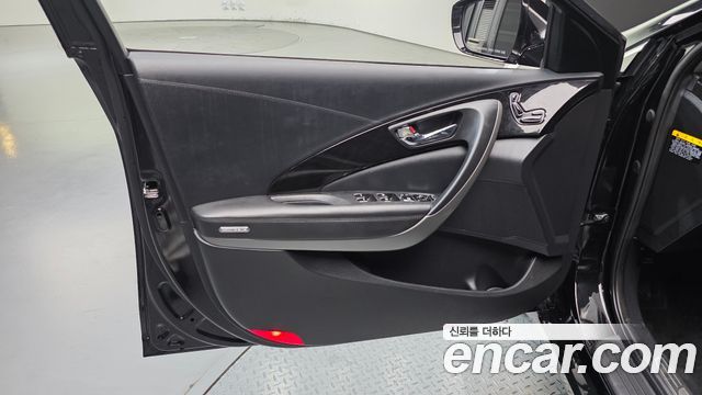 Hyundai Grandeur 2017 — photo 14