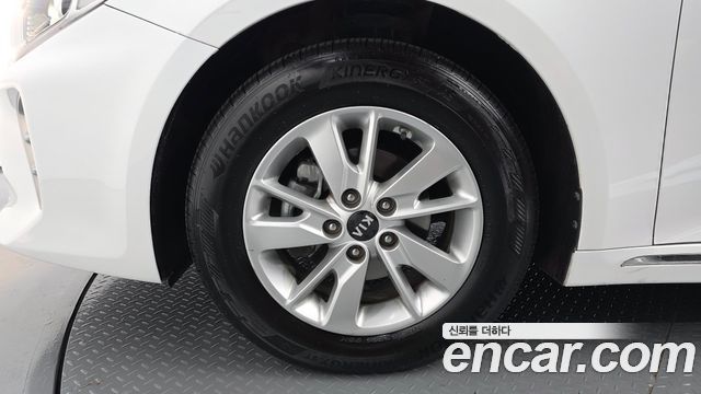 Kia K5 2016 — photo 5