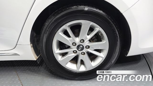 Kia K5 2016 — photo 7