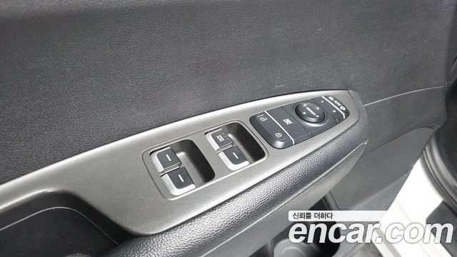 Kia K5 2016 — photo 28