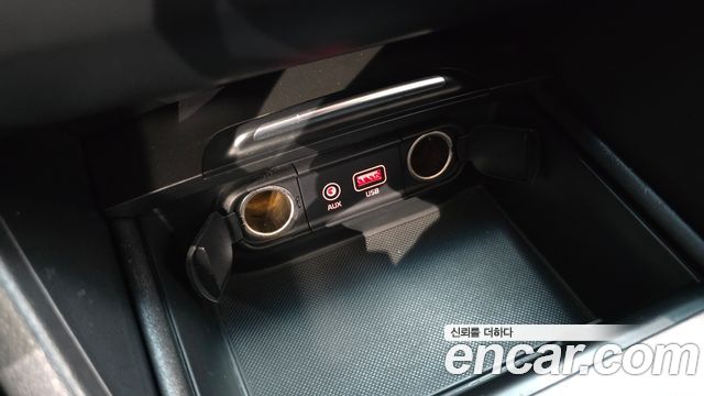 Kia K5 2016 — photo 30