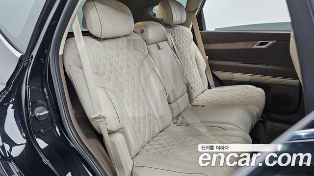 Genesis GV80 2023 — photo 17