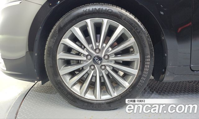 Kia K7 2018 — photo 5