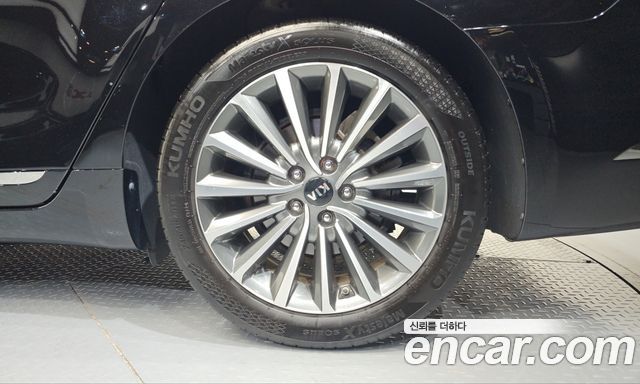 Kia K7 2018 — photo 7