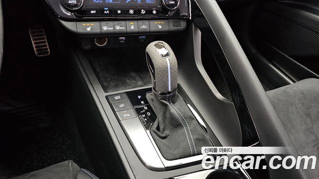 Hyundai AVANTE 2023 — photo 12
