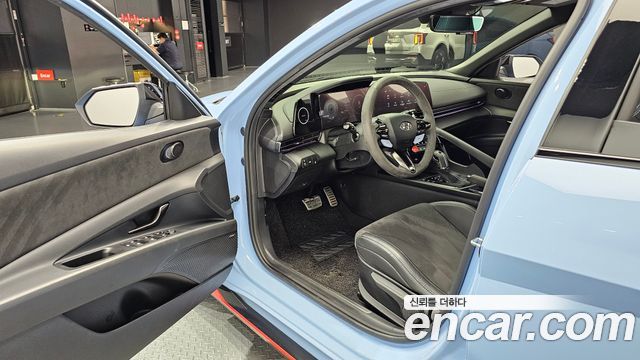 Hyundai AVANTE 2023 — photo 13