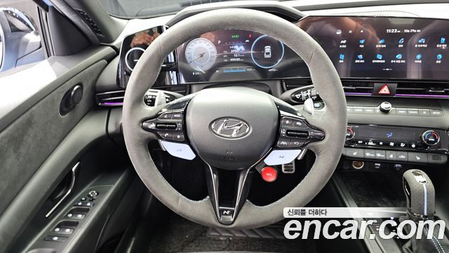 Hyundai AVANTE 2023 — photo 19