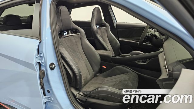 Hyundai AVANTE 2023 — photo 16