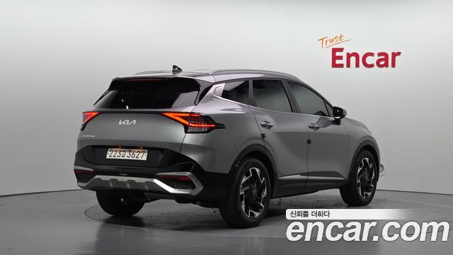 Kia Sportage 2023 — photo 2