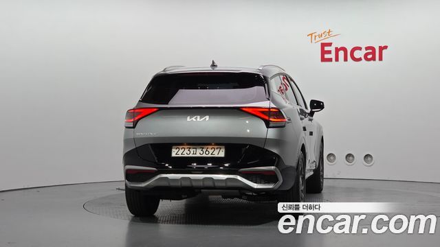 Kia Sportage 2023 — photo 4