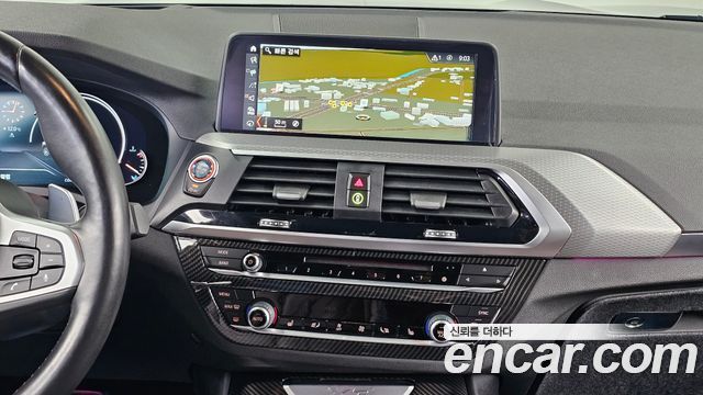 BMW X3 2018 — photo 24