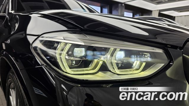 BMW X3 2018 — photo 8