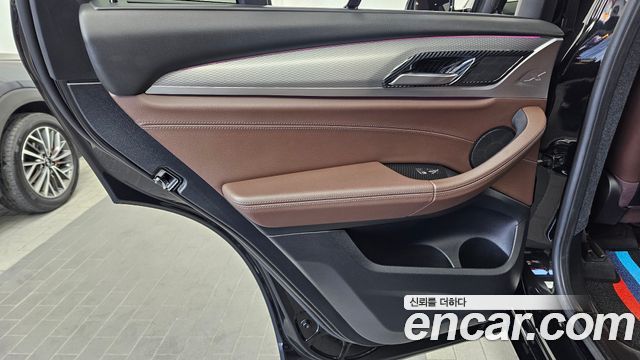 BMW X3 2018 — photo 15