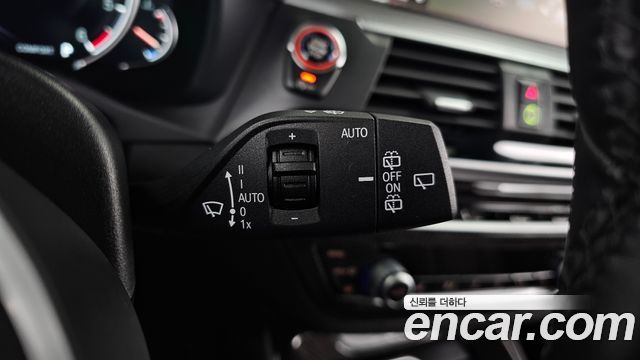 BMW X3 2018 — photo 28