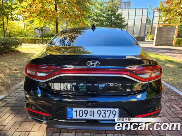 Hyundai Grandeur 2018 — photo 3