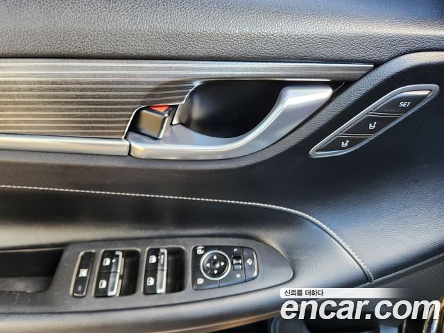 Hyundai Grandeur 2018 — photo 8