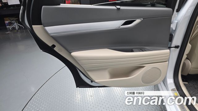 Genesis G80 2025 — photo 15