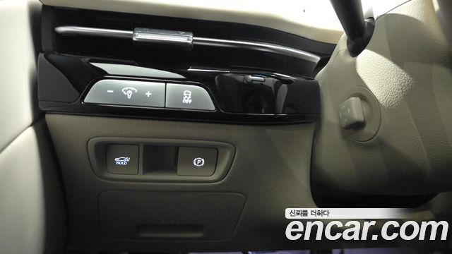 Genesis G80 2025 — photo 28
