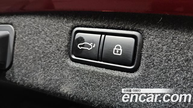Genesis G70 2019 — photo 36