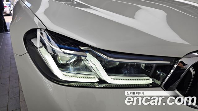 BMW Gran Turismo 2024 — photo 8