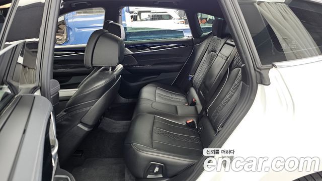 BMW Gran Turismo 2024 — photo 16
