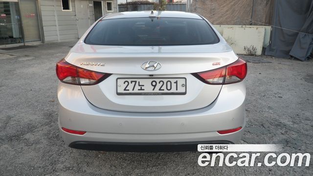 Hyundai AVANTE 2015 — photo 5
