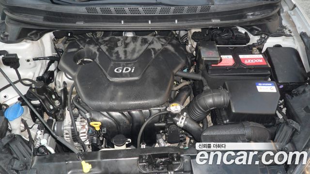 Hyundai AVANTE 2015 — photo 19