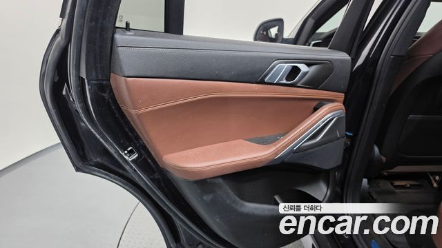 BMW X6 2022 — photo 15