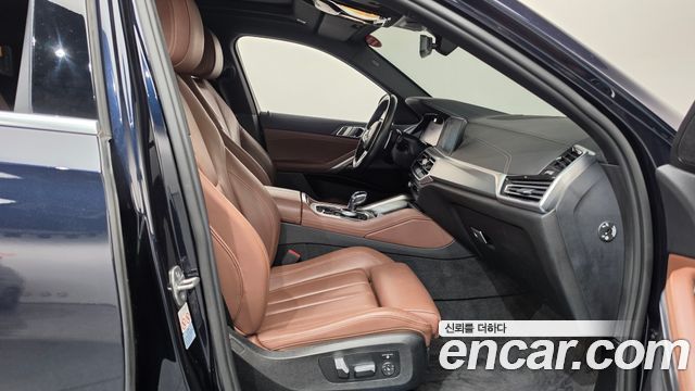 BMW X6 2022 — photo 16