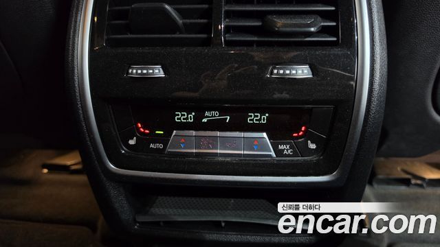 BMW X6 2022 — photo 32